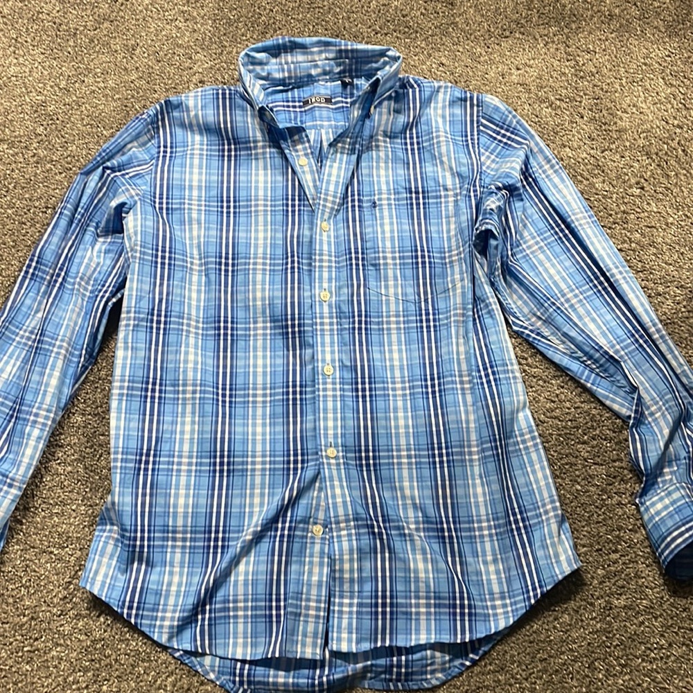 Men’s Izod button down